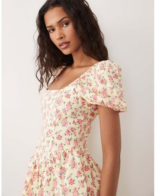 New Look Natural Ditsy Puff Sleeve V-waist Mini Dress