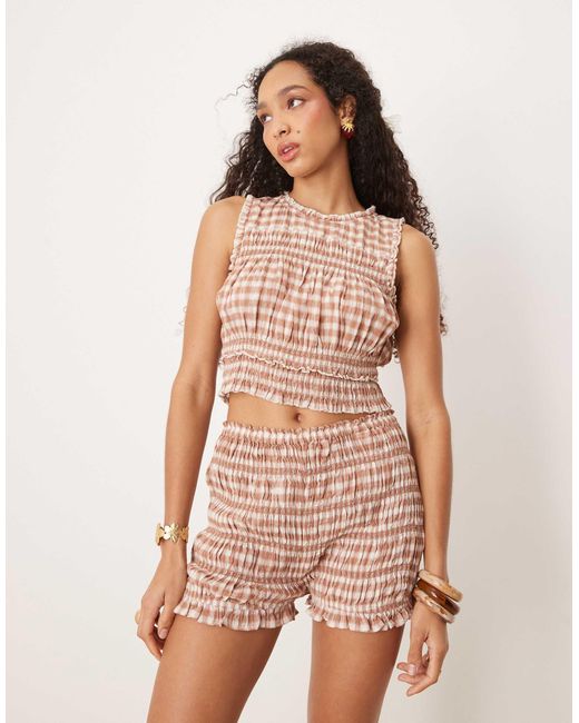 Str - short d'ensemble froncé à carreaux Stradivarius en coloris Multicolor