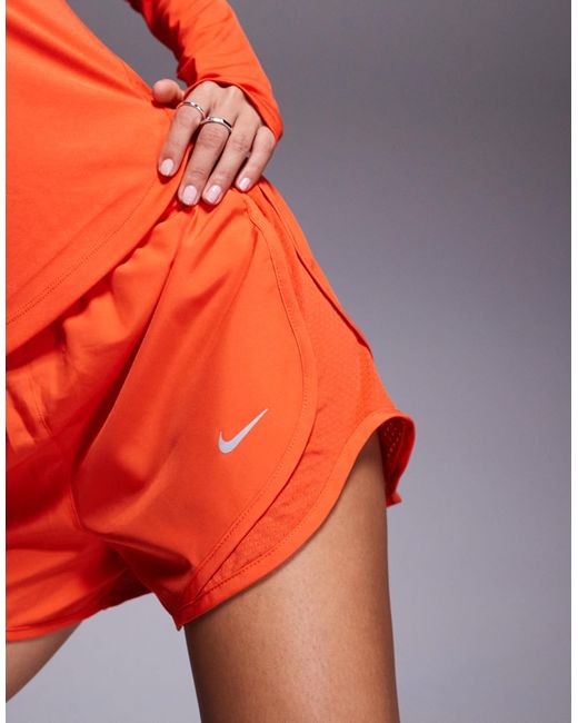 Nike Red – tempo dri-fit – shorts