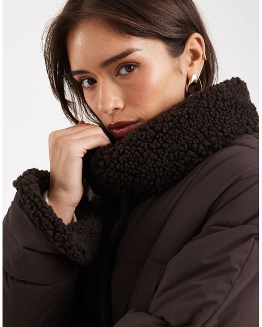 Vero Moda Black Short Puffer Jacket With Teddy Trim