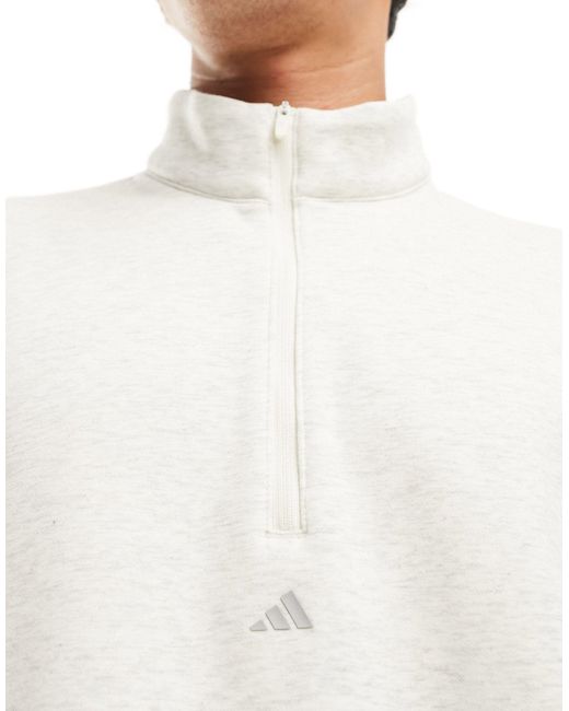 Adidas - basketball - felpa bianca con zip corta di Adidas Originals in Black
