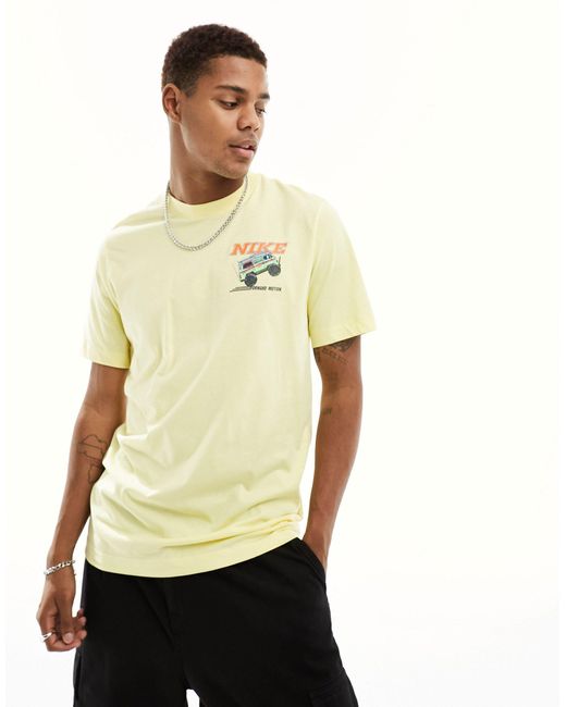 Nike Yellow Sole Rally Back Print T-shirt for men