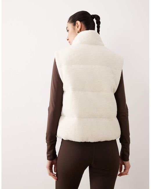 Abercrombie & Fitch Natural Ypb High Neck Gilet