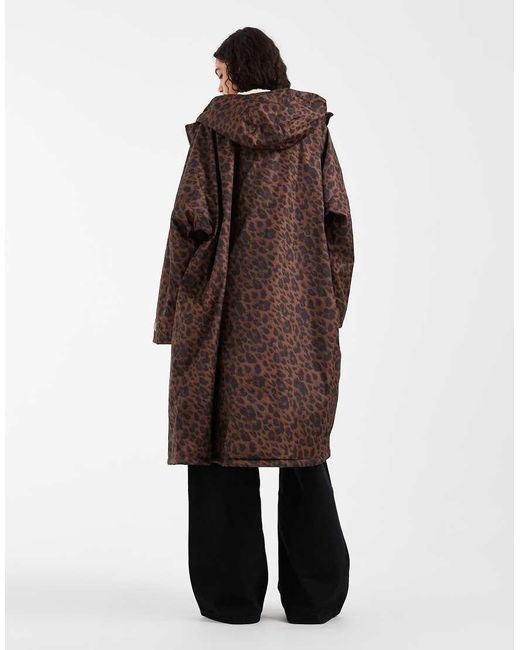 Regatta Black Waterproof Changing Robe