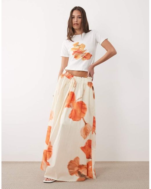 Never Fully Dressed White Slim Fit T-shirt With Blurred Floral