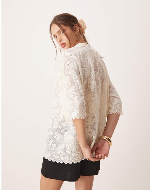 Vila Natural Lace Oversized Boyfriend Fit T-Shirt