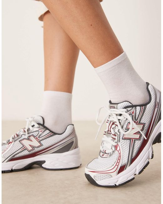 New Balance Natural 740 Trainers
