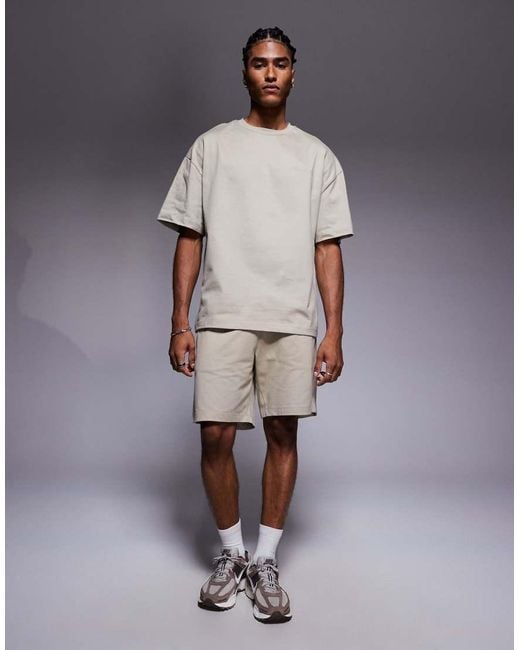 Conjunto Color Piedra De Pantalones Cortos Y Camiseta Con Diseño Estampado De -Neutro River Island de hombre de color Multicolor