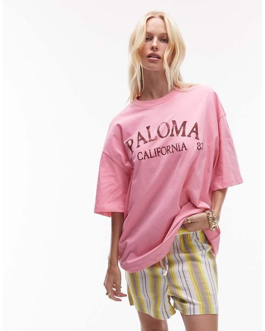 Camiseta Extragrande Con Estampado Gráfico "Paloma" De Punto Liso De TOPSHOP de color Pink