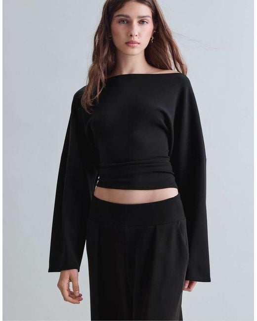 Stradivarius Black Asymmetric Cropped Sweatshirt