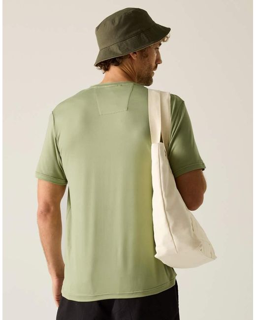 T-Shirt Comoda Salvia Chiaro di Regatta in Green da Uomo