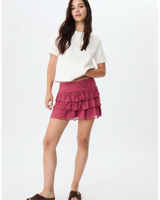 Stradivarius White – skort aus weich fallender spitze