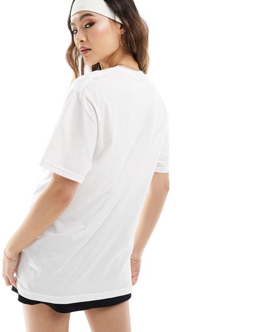 T-shirt avec motif nœud effet dentelle In The Style en coloris White