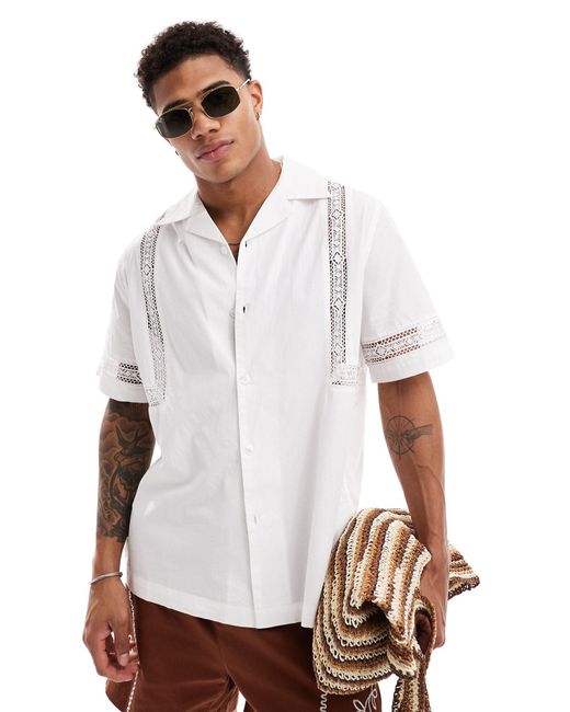 ASOS – locker geschnittenes hemd aus popeline mit reverskragen und gehäkelten einsätzen in White für Herren