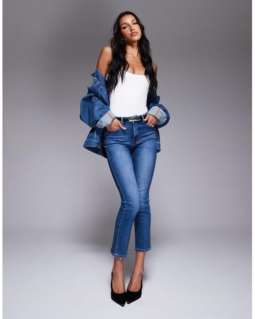 GOOD AMERICAN Blue Good Straight Light Cropped Compression Jeans