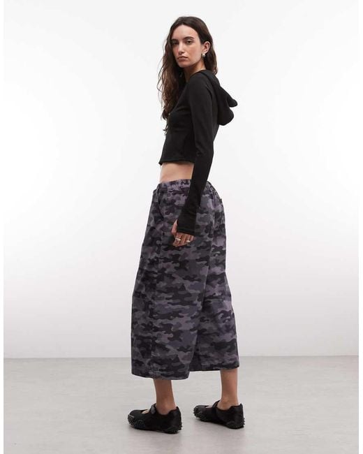 Collusion White Low Rise Capri Pants