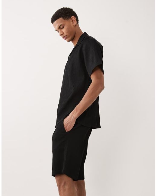 Jack & Jones Black Co-ord Plisse Shorts for men
