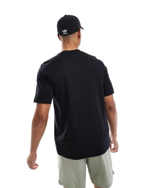 Adidas Originals Black Essentials Small Logo Single Jersey Tee for men