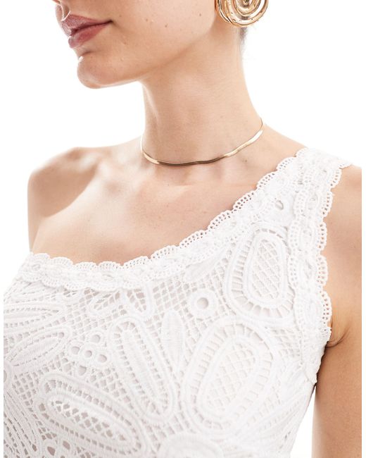 4th & Reckless White Broderie Lace One Shoulder Top