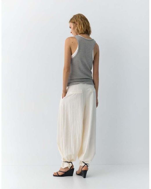 Pull&Bear White Barrel Darted Trousers