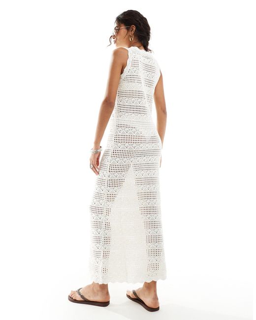 Robe longue sans manches en crochet Monki en coloris White
