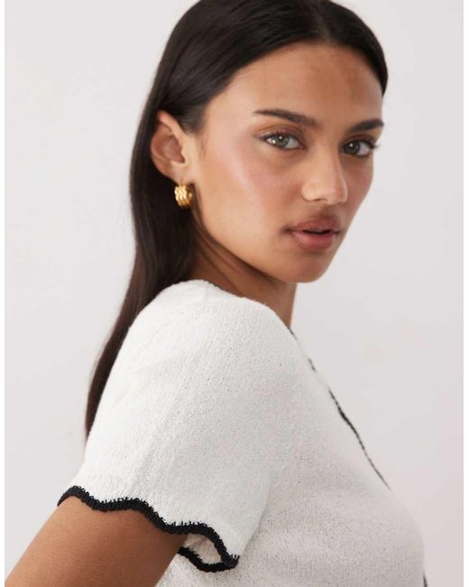 ASOS Multicolor Slub Yarn Cardigan With Scallop Edges