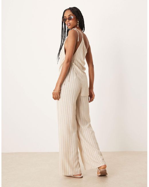 Combinaison en lin rayé avec détails noués asymétriques - taupe ASOS en coloris Natural