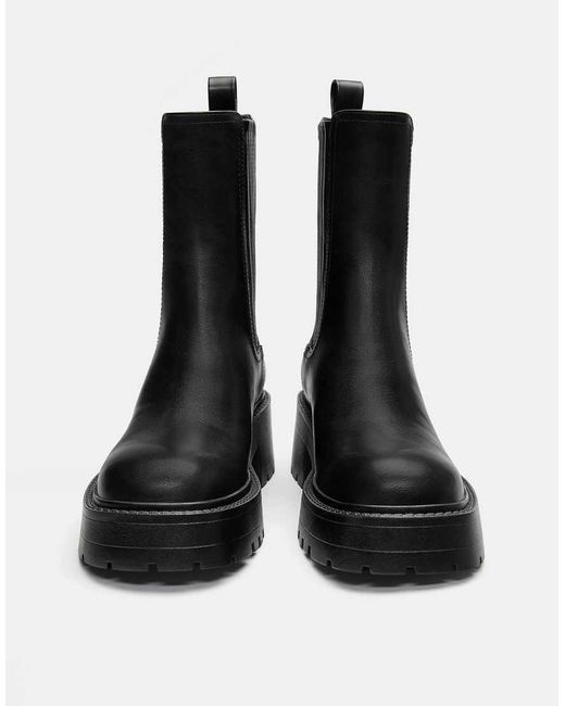 Stivaletti Chelsea Neri Con Tacco Alto di Pull&Bear in Black