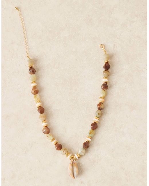Collar Verde Y Marrón De Cuentas Con Colgante De Concha Sintética De ASOS de color Brown