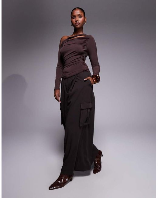 ASOS Asymmetrische Top Van Gladde Stof Met Lange Mouwen En Uitsnijding in het Purple