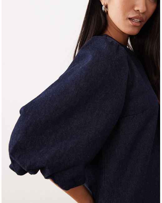 Robe courte en jean à manches bouffantes - jean brut ASOS en coloris Blue