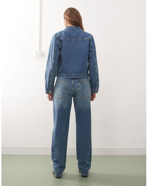 Reclaimed (vintage) Blue 90s Straight Leg Jean