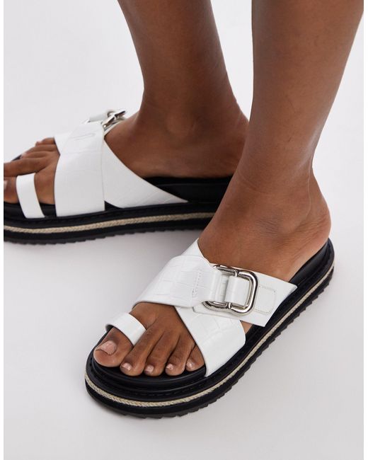 Wide fit - jenny - sandales style espadrilles effet croco à détail boucle TOPSHOP en coloris White