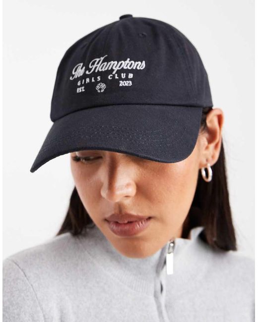 The Hamptons di ONLY in White