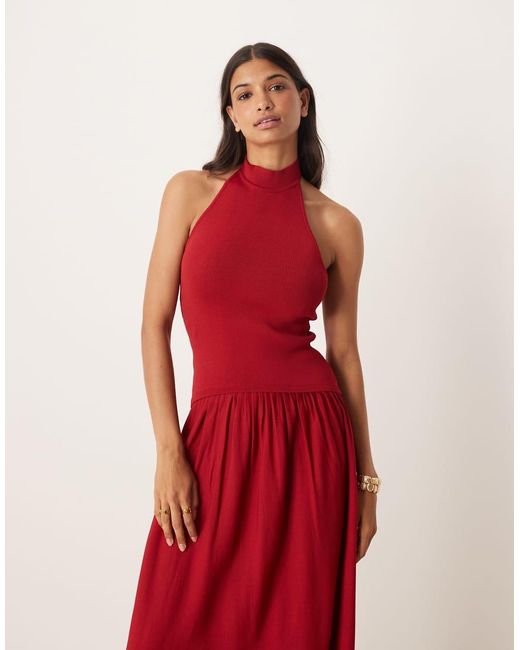 Mango Maxi-Jurk Met Verlaagde Taille En Halternek in het Red