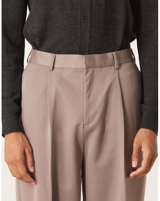 Pantalones De Vestir De Corte Tapered Extragrande Con Pinzas Delanteras Y Cinturilla Elástica De ASOS de hombre de color Brown