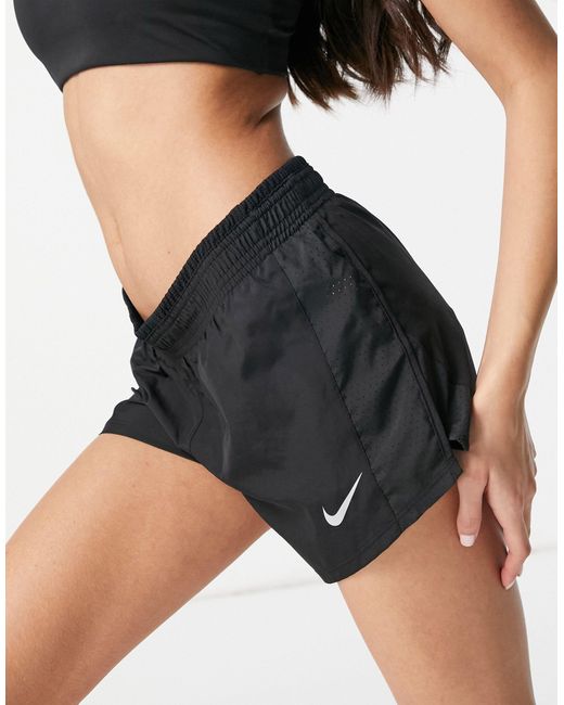 Pantalón corto Running 10k Mesh Nike de Tejido sintético de color Negro:  ahorra un 22 % | Lyst