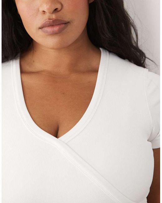 Curve 4505 de color White