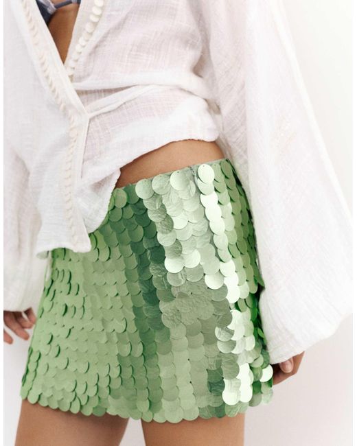 Mini-jupe à sequins Pull&Bear en coloris White