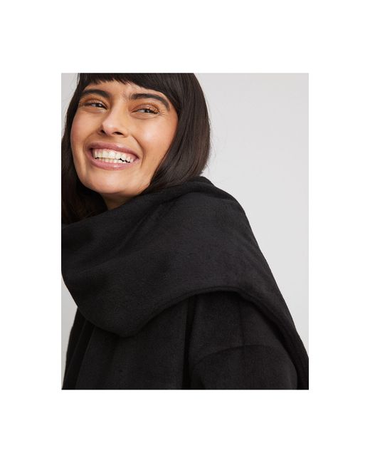 NA-KD Black Short Coat With Scarf