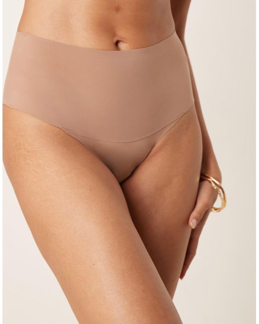 Spanx Natural – undie-tectable – slip