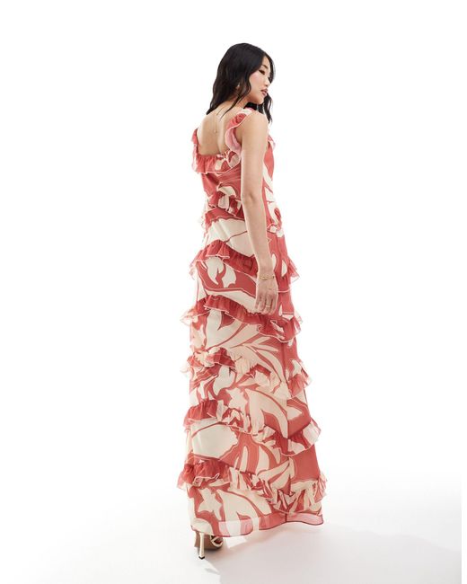 Exclusivité asos - - cecile - robe longue à imprimé fleuri et volants - terracotta Pretty Lavish en coloris Red