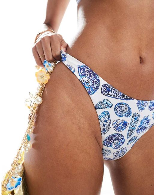 ASOS Shelly in het White