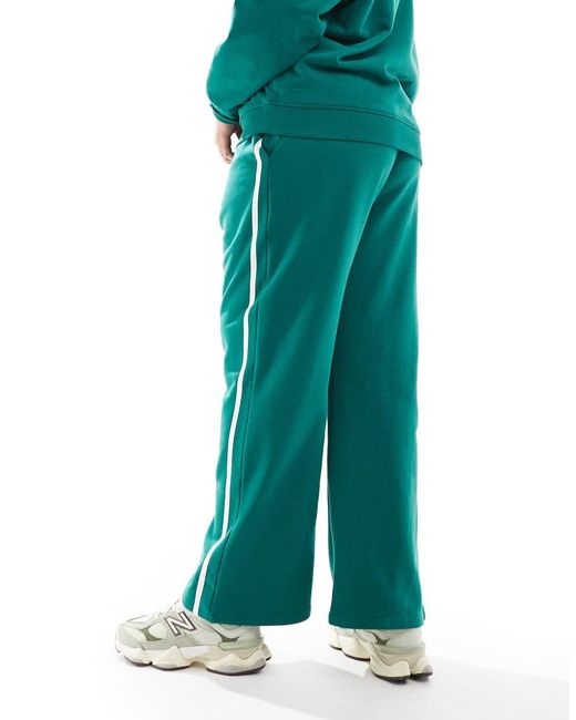 Renee Studio Green Plus Exclusive Wide Leg Side Stripe Contrast Tie Waist joggers Co-ord