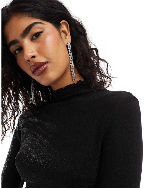 Pieces Black Long Sleeve Lettuce Edge Top