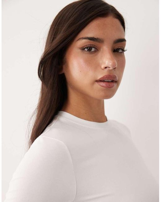 4505 White Fitted Cotton Everyday T-Shirt With Quick Dry Finish