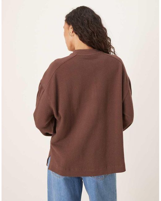 ASOS Brown Long Sleeve Waffle Henley T-shirt With Puff Sleeve Detail
