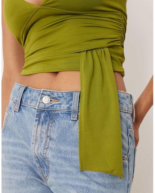 Top Aderente Allacciato Al Collo Con Drappeggio di ASOS in Green