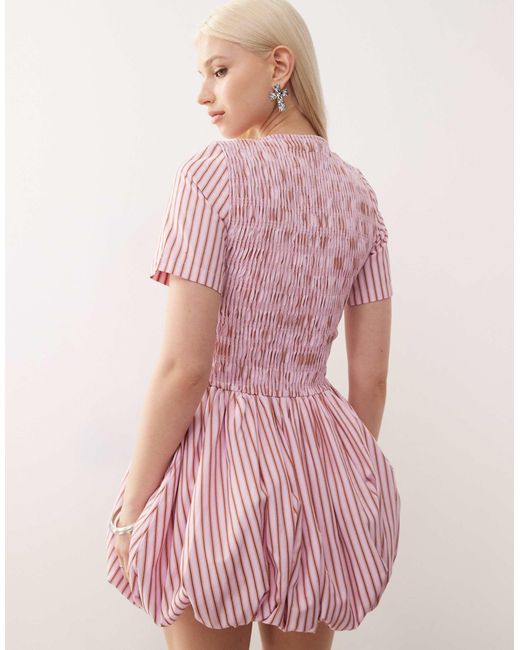 Amy Lynn Pink – eleanor – minikleid mit streifen und ballonsaum