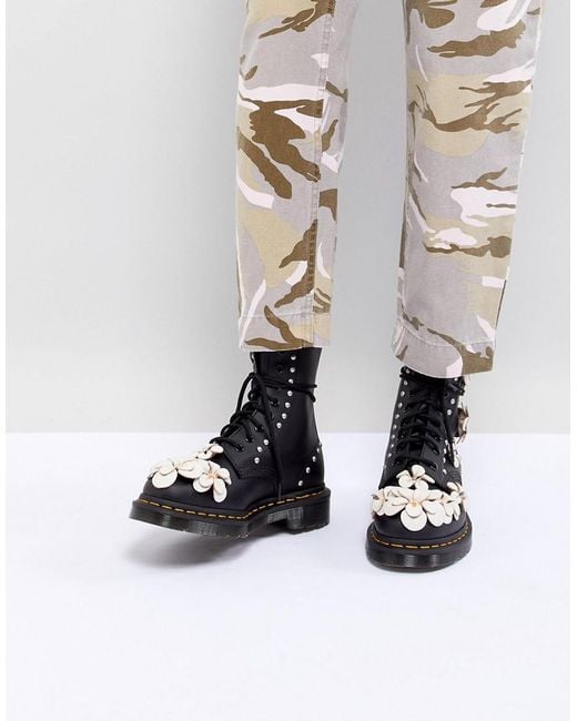 Bottes à lacets avec fleur en 3D Dr. Martens en coloris Noir | Lyst